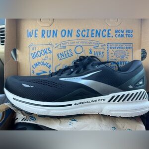 brooks adrenaline women’s running shoes 12 wide